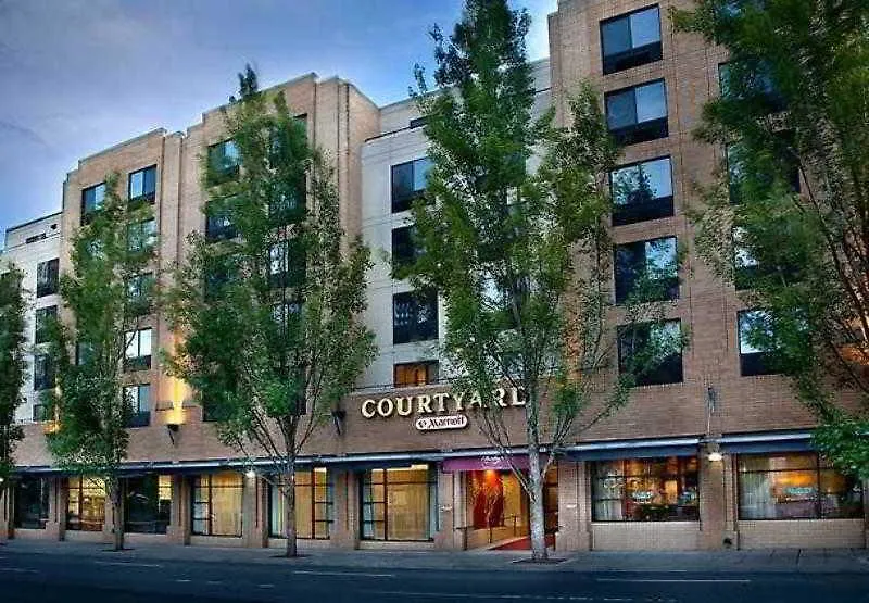 מלון Courtyard Portland Downtown / Convention Center ארצות הברית